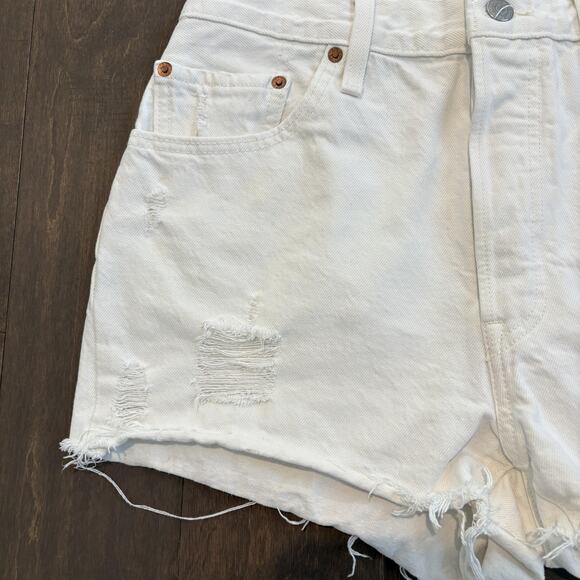 Levis 501 Original Shorts 32 White Denim‎ Distressed Button Fly Frayed Hem Big E - Picture 6 of 16